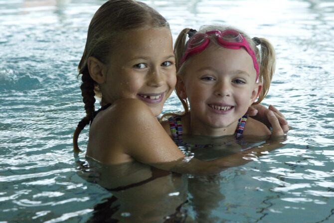 Weekendophold, børneferie, hygge, sjov, nydelse, grin, badeland, vandrutsjebane